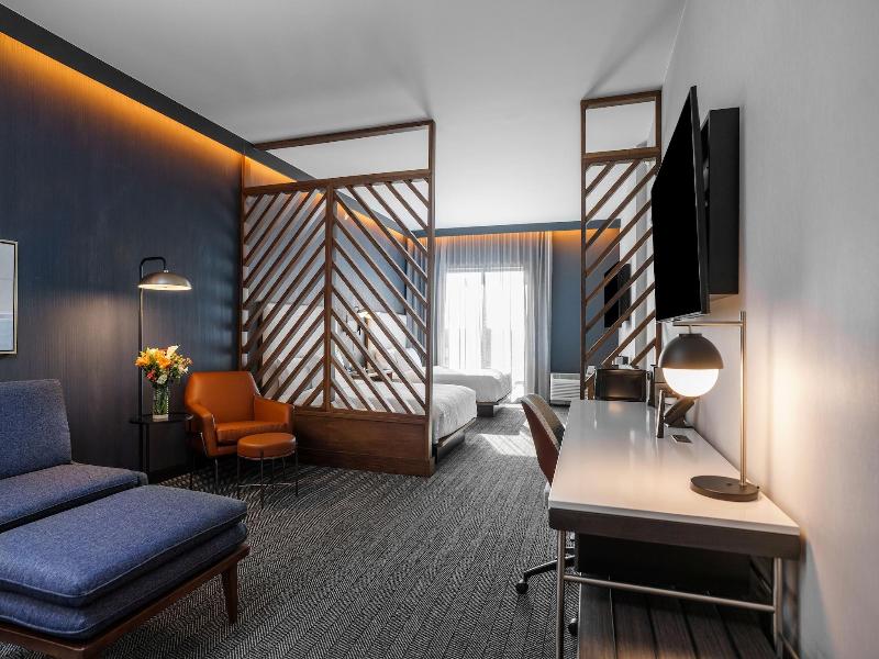 Courtyard By Marriott Indianapolis Fishers image
