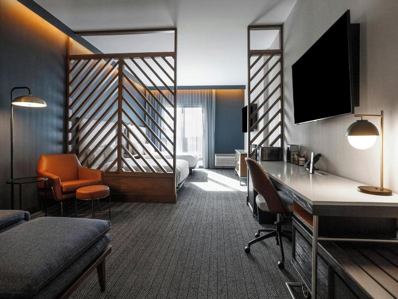 Courtyard By Marriott Indianapolis Fishers image