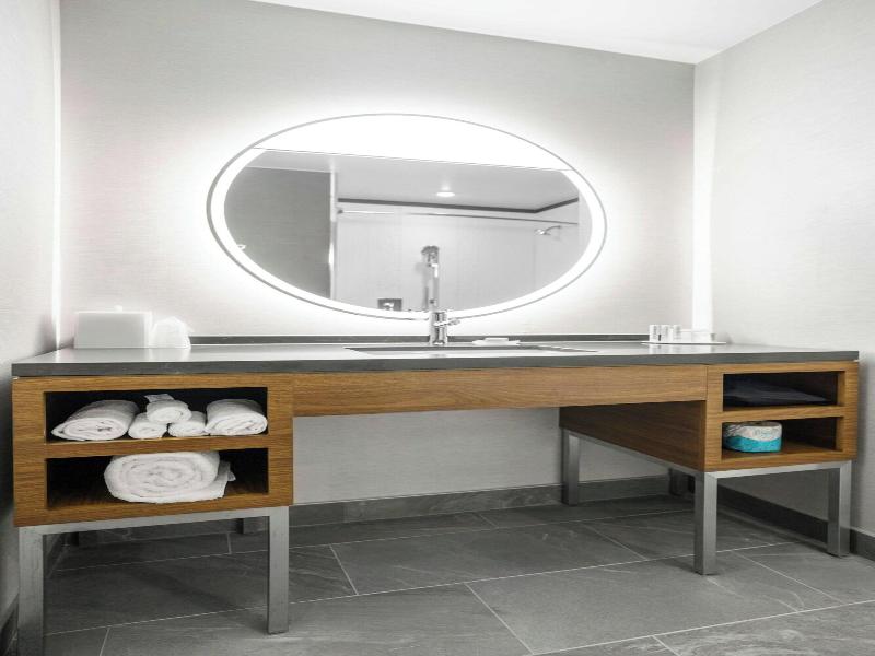 Courtyard By Marriott Indianapolis Fishers image