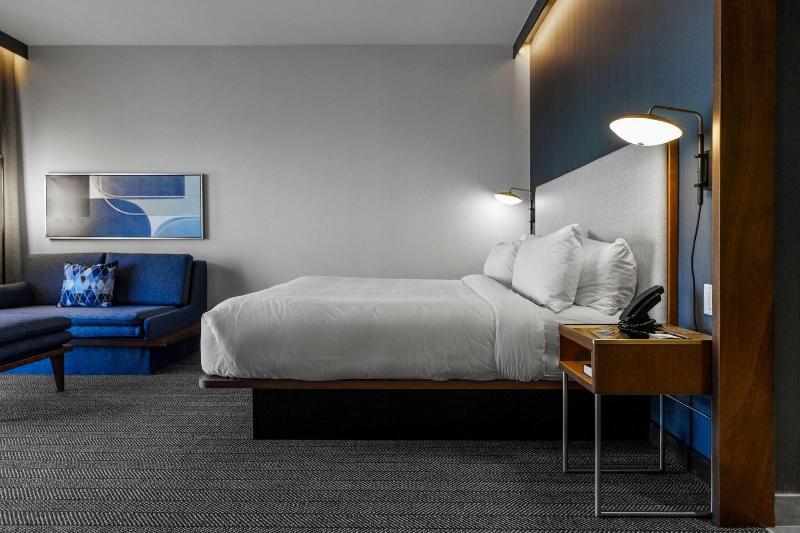 Courtyard By Marriott Indianapolis Fishers image