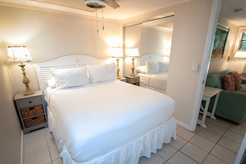 Cedar Cove Resort And Cottages image