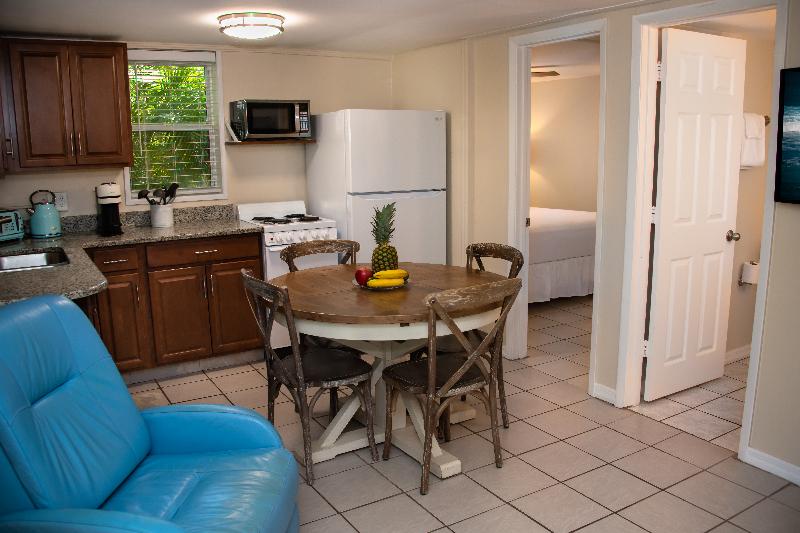 Cedar Cove Resort And Cottages image