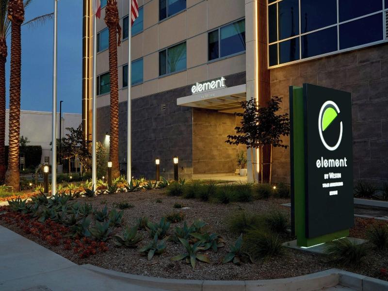 Element Irvine image