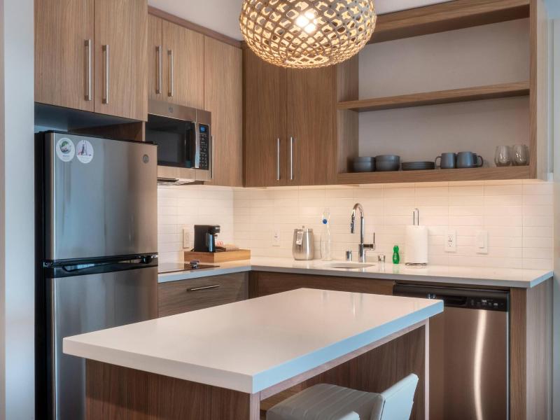 Element Irvine image