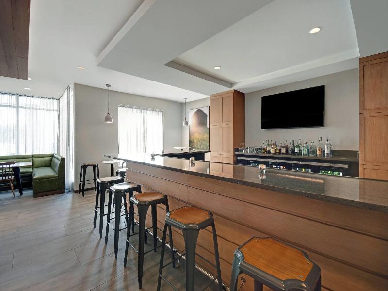 Fairfield Inn and Suites By Marriott Mansfield image