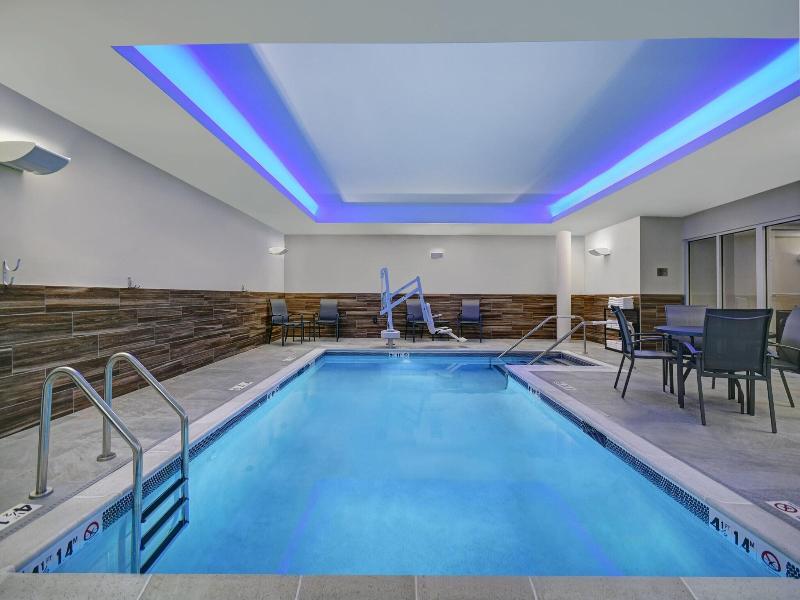 Fairfield Inn and Suites By Marriott Mansfield image