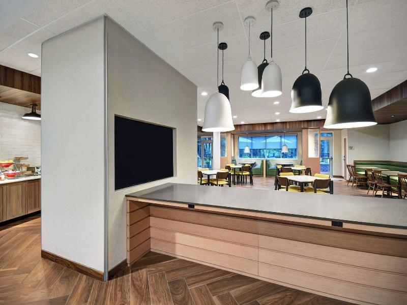 Fairfield Inn and Suites By Marriott Mansfield image
