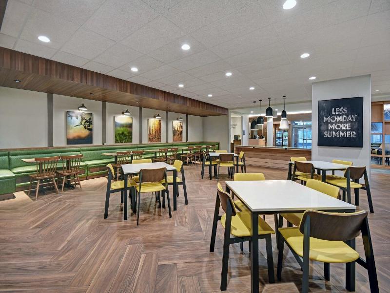 Fairfield Inn and Suites By Marriott Mansfield image