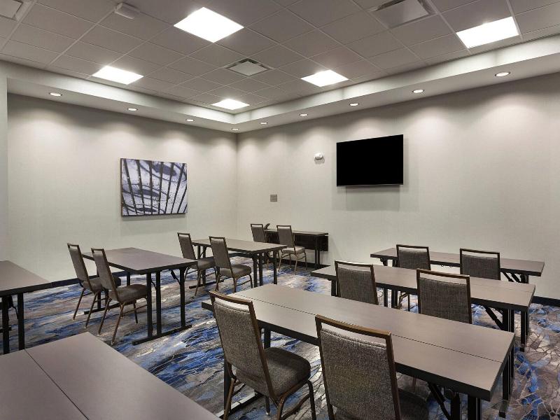 Fairfield Inn and Suites By Marriott Statesville image