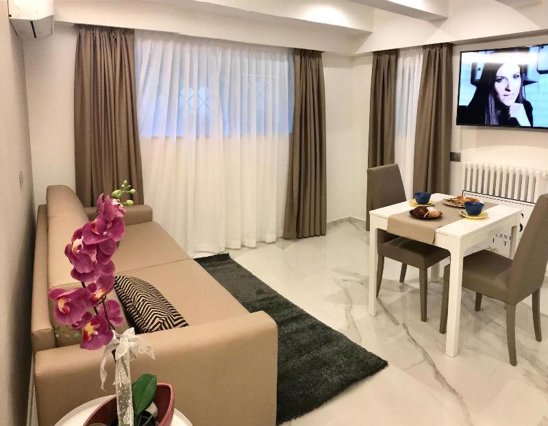 Marina Centro Suite image