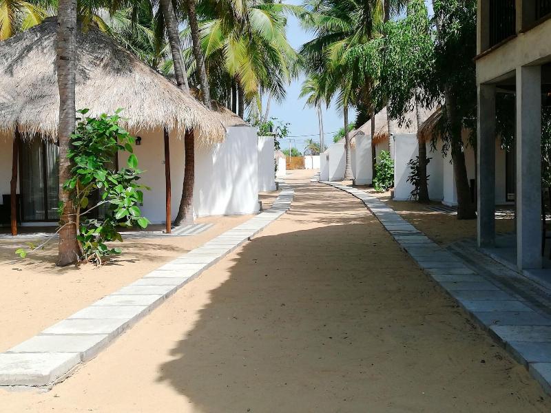 Seth Dev Lagoon Chalets Kalpitiya image
