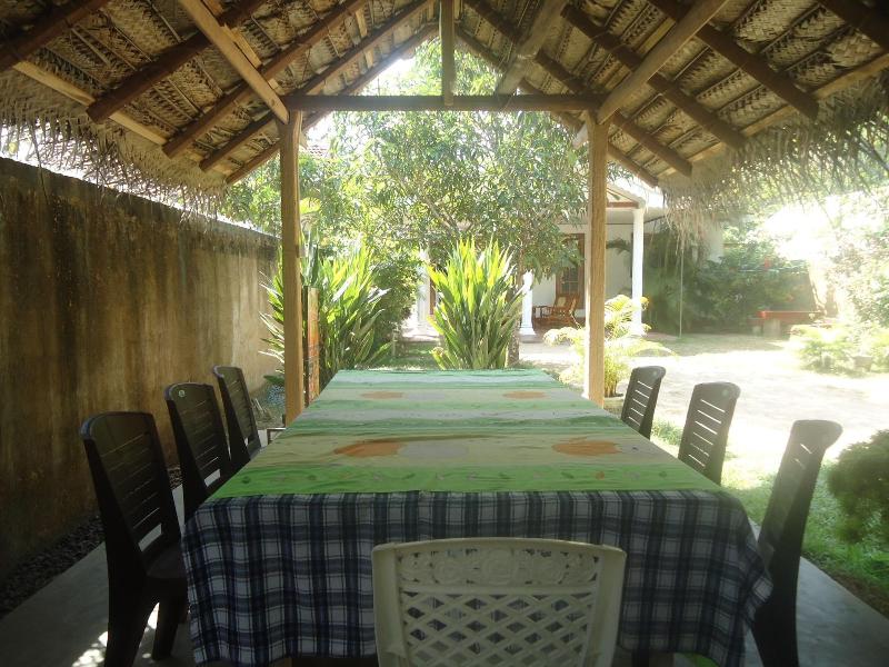 Nishan Surf Inn image