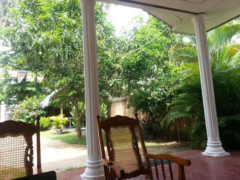 Nishan Surf Inn image