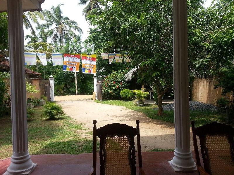 Nishan Surf Inn image