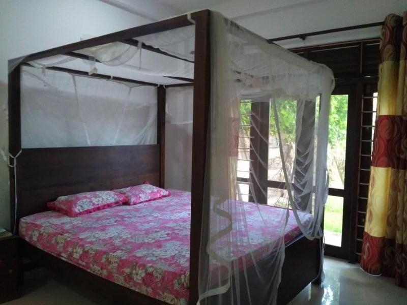 Nishan Surf Inn image