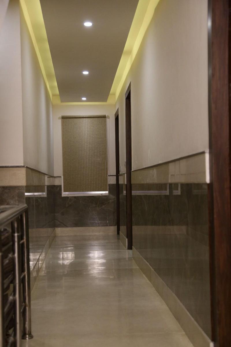 Hotel Aangan Regency image