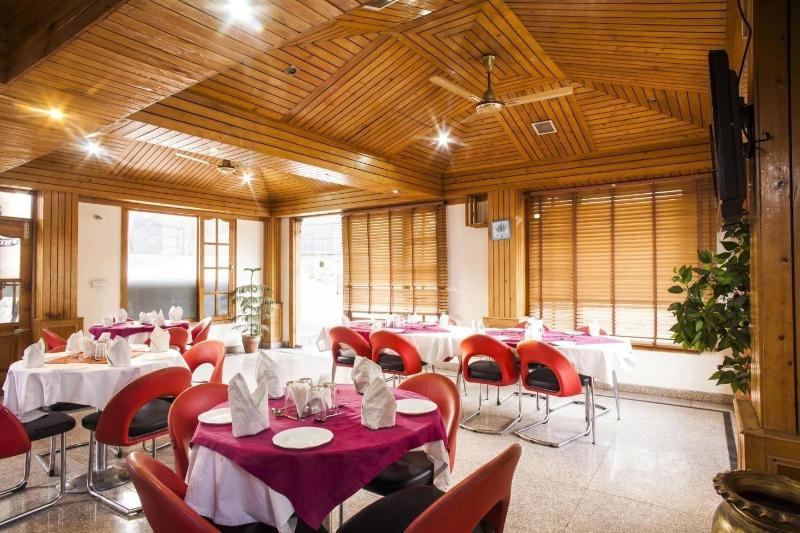 Hotel Aangan Regency image