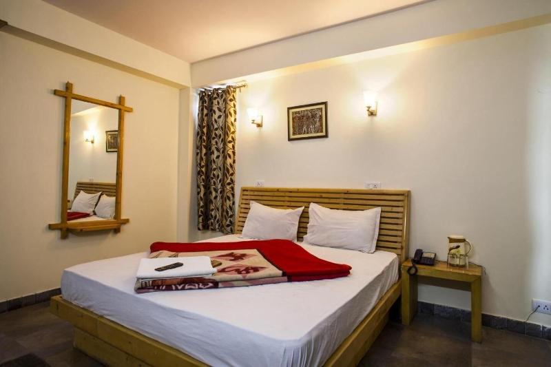 Hotel Aangan Regency image