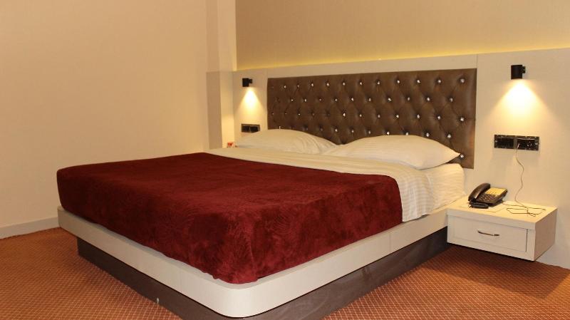 Hotel Aangan Regency image