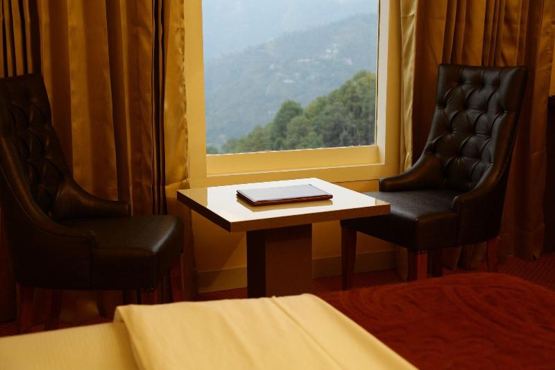 Hotel Aangan Regency image