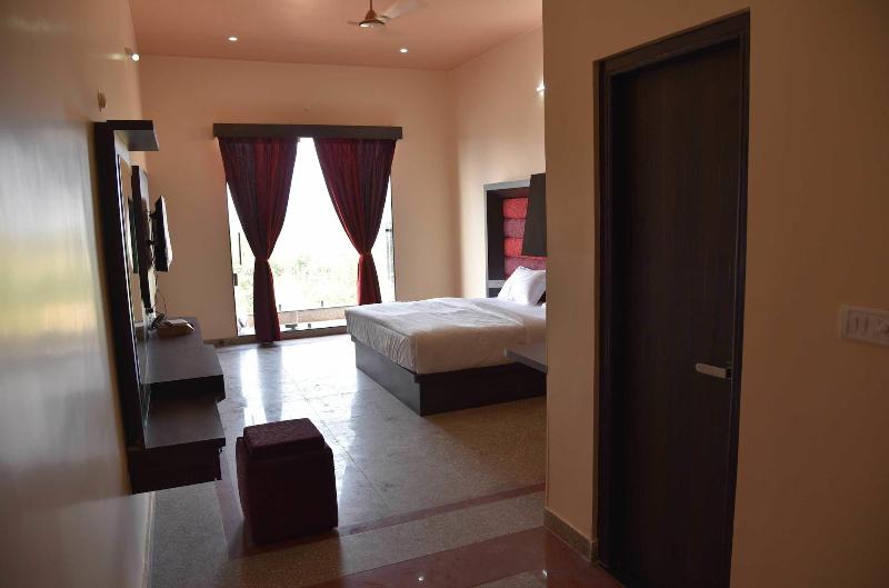 Chitrakoot Garden And Resorts Pushkar image