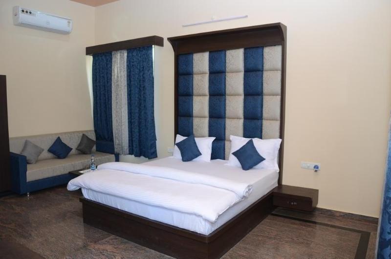 Chitrakoot Garden And Resorts Pushkar image