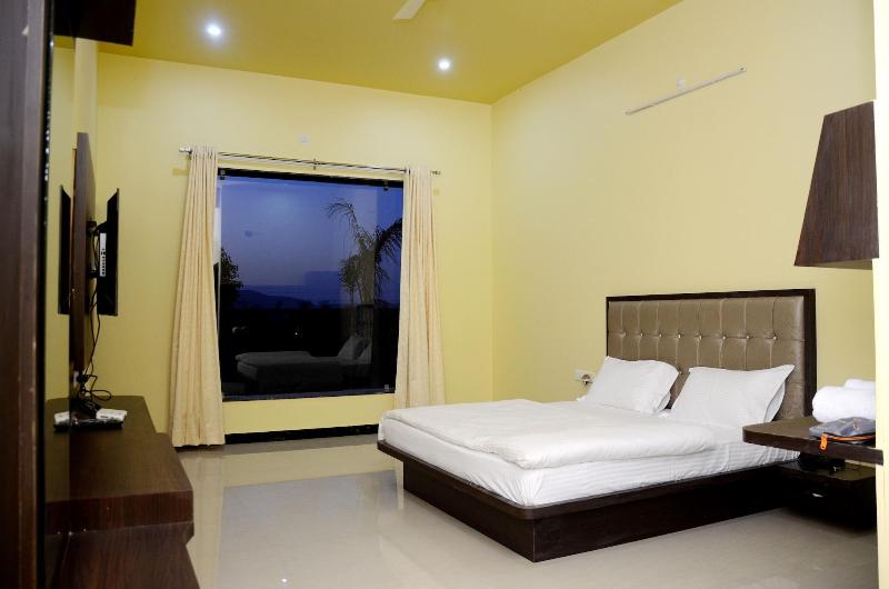 Chitrakoot Garden And Resorts Pushkar image
