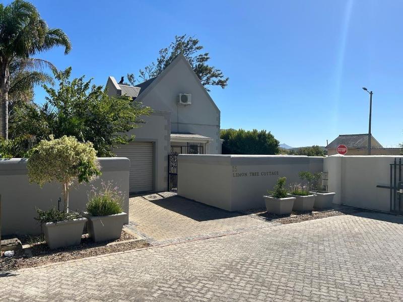 Lemon Tree Cottage image