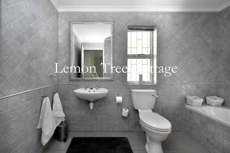 Lemon Tree Cottage image