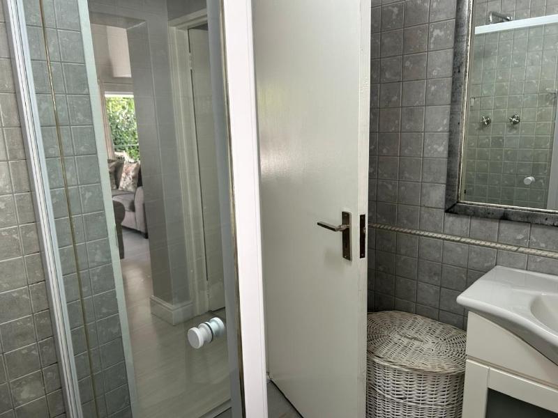 Lemon Tree Cottage image
