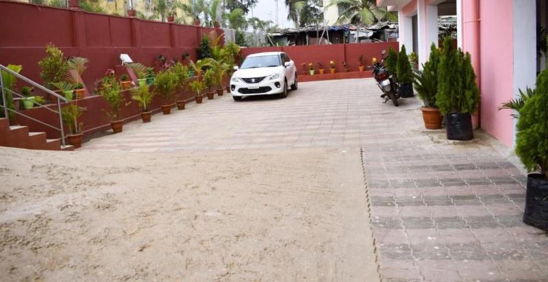 Goroomgo Grand Resort Puri image