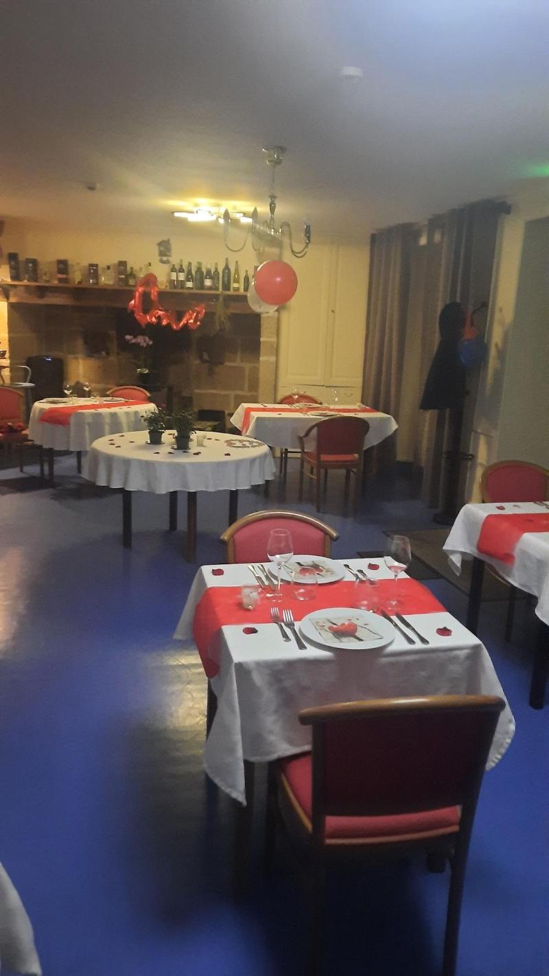 Auberge St Julien Aux Bois image