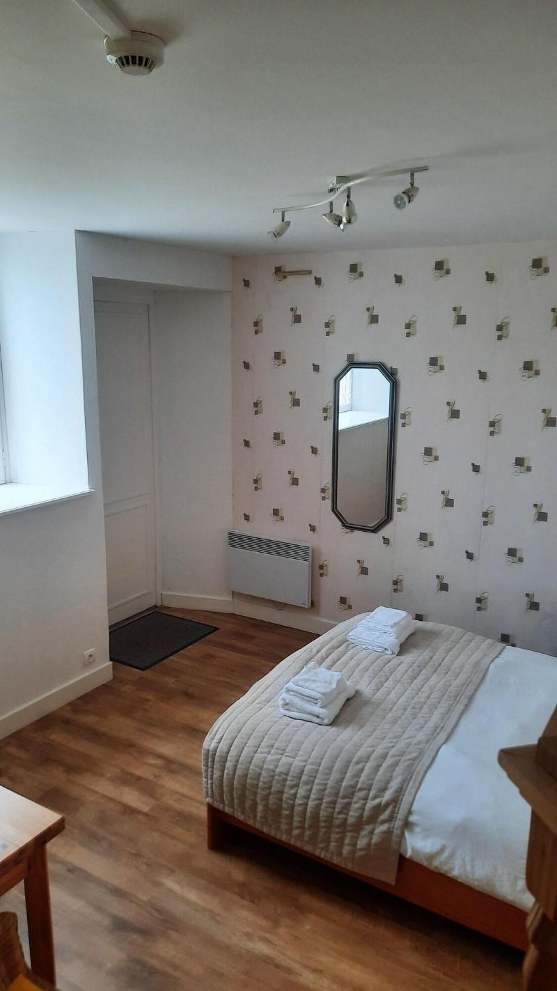 Auberge St Julien Aux Bois image