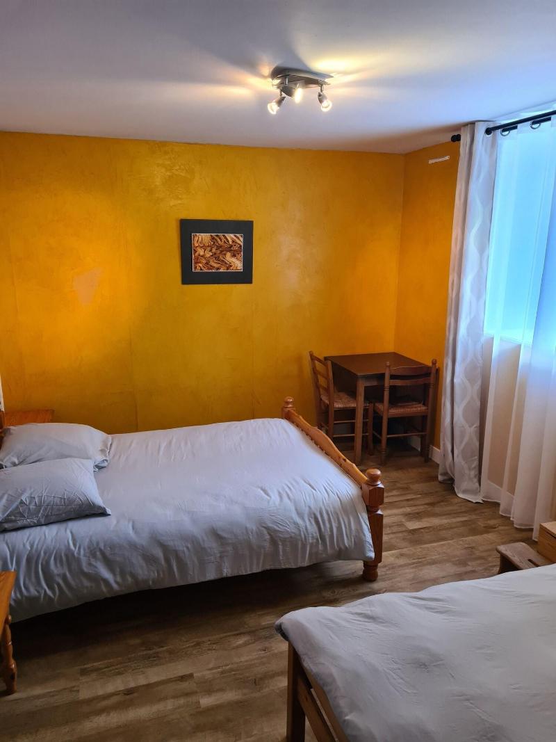 Auberge St Julien Aux Bois image
