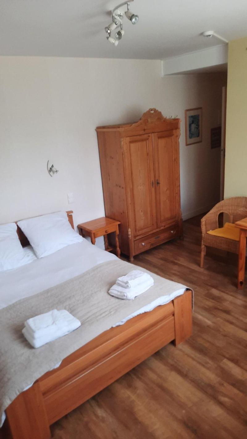 Auberge St Julien Aux Bois image
