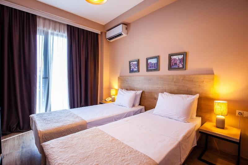 Hotel N16 image