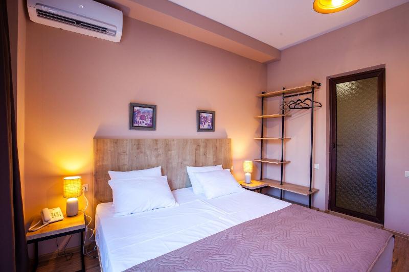 Hotel N16 image