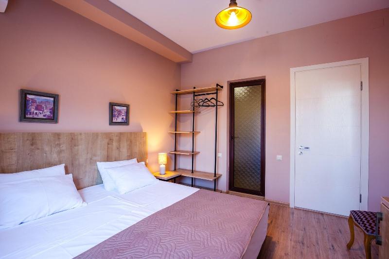 Hotel N16 image