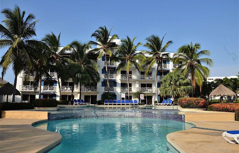 Playa Blanca All Inclusive Beach Resort image