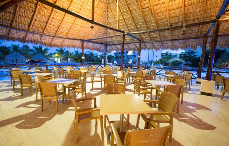 Playa Blanca All Inclusive Beach Resort image