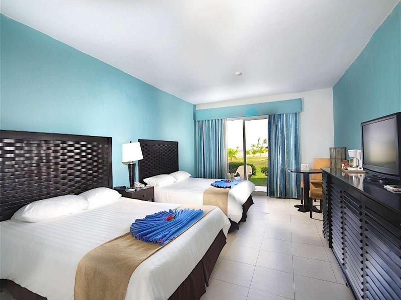 Playa Blanca All Inclusive Beach Resort image