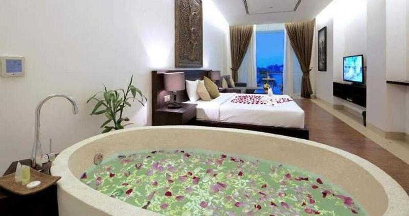 Crystal Blue Boutique Hotel image