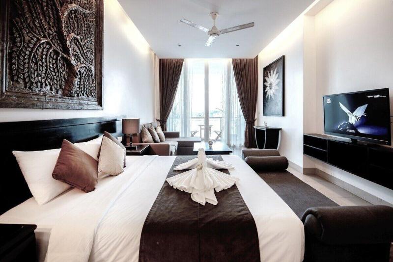 Crystal Blue Boutique Hotel image