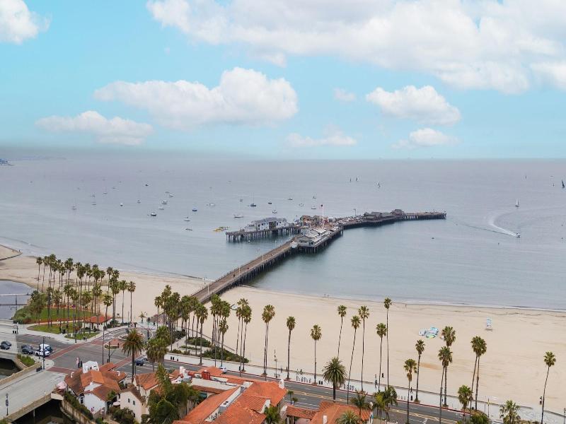 ITH Santa Barbara Surf Hostel image