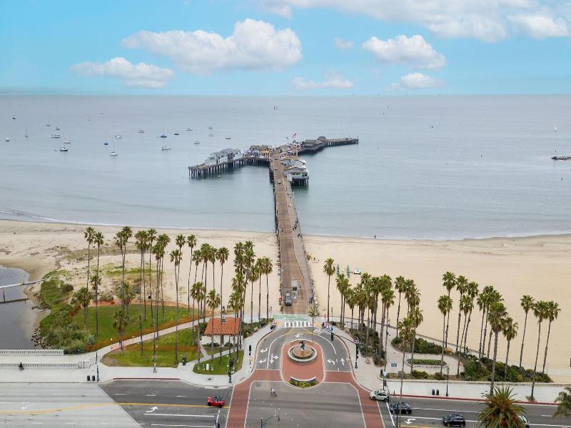 ITH Santa Barbara Surf Hostel image