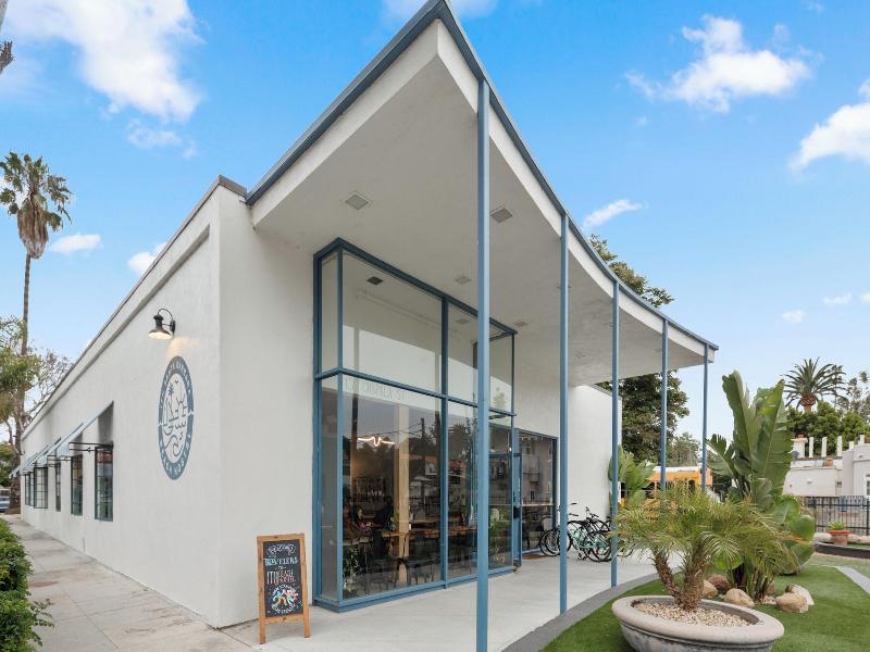 ITH Santa Barbara Surf Hostel image