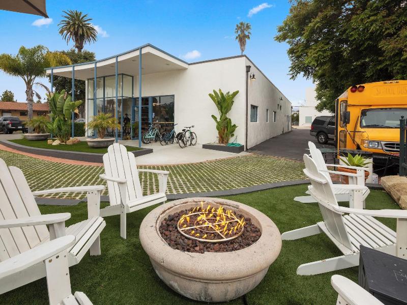 ITH Santa Barbara Surf Hostel image
