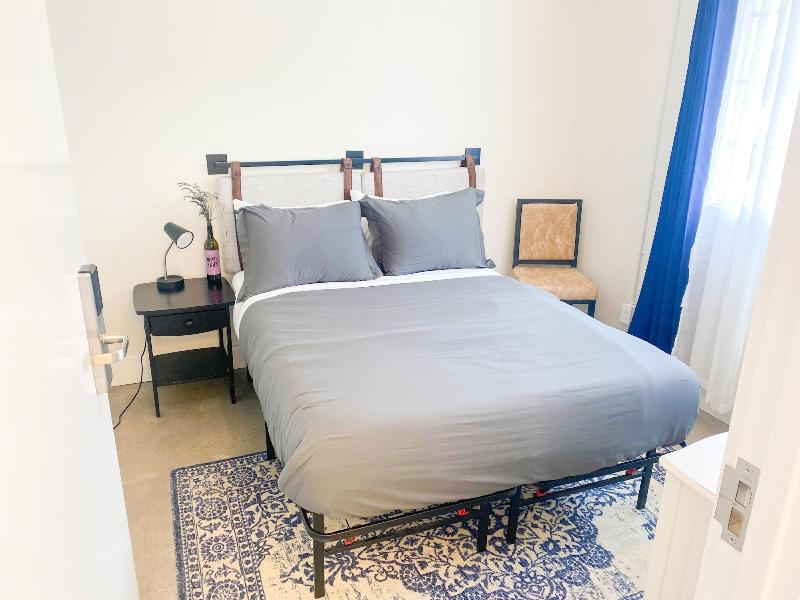 ITH Santa Barbara Surf Hostel image