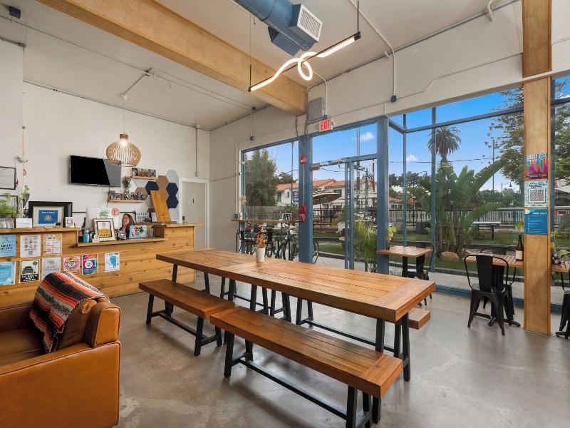 ITH Santa Barbara Surf Hostel image