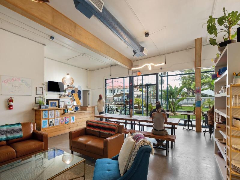 ITH Santa Barbara Surf Hostel image